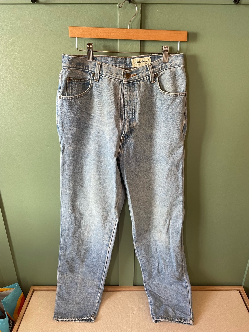 Light Wash woman’s jeans